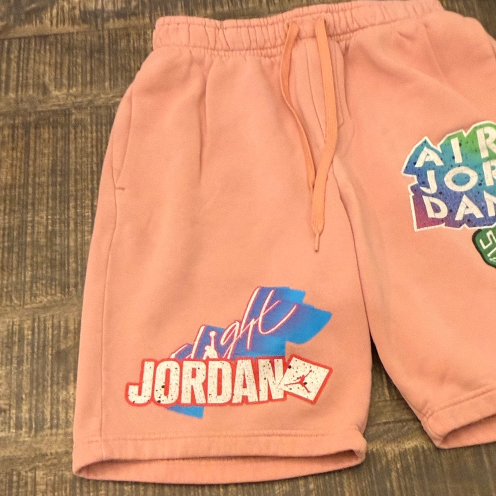 Jordan Pink Salmon Graphic Men's Shorts - Picture 3 of 13
